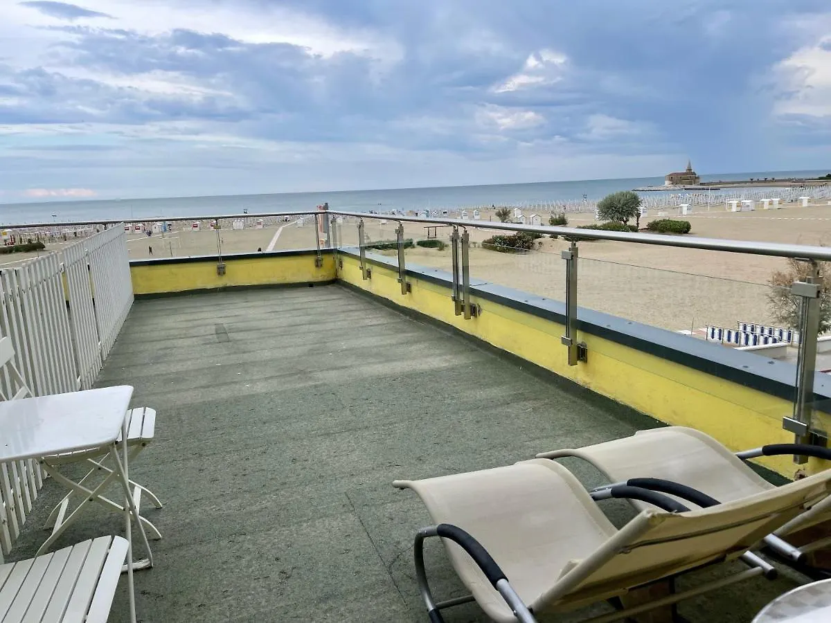 Hotel Verona Caorle 3*,