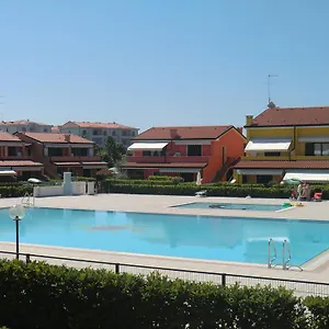 Villaggio Dei Fiori Con Piscina E Posto Incluso Caorle